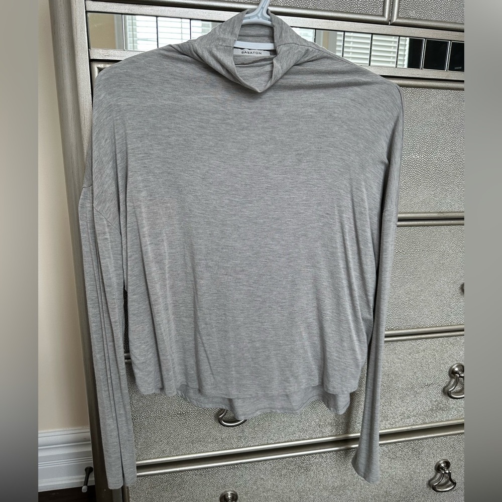 𝅺Babaton longsleeve top